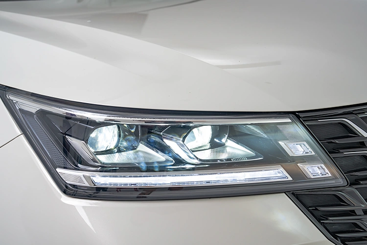 Led_Projector_Headlamps_and_Drl